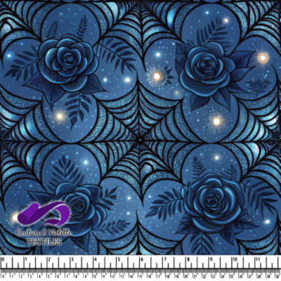 Fleur bleue sombre avec toile d'araignée