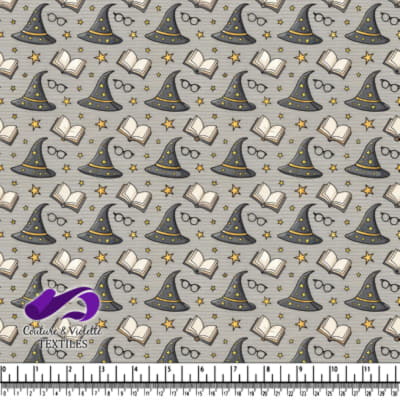 Chapeaux de sorcier magiques, lunettes, livres ouverts et étoiles