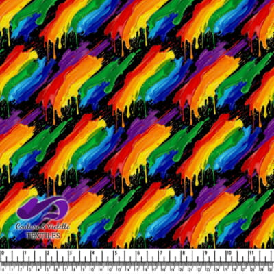 Traînées de Peinture Arc-en-Ciel sur Fond Noir